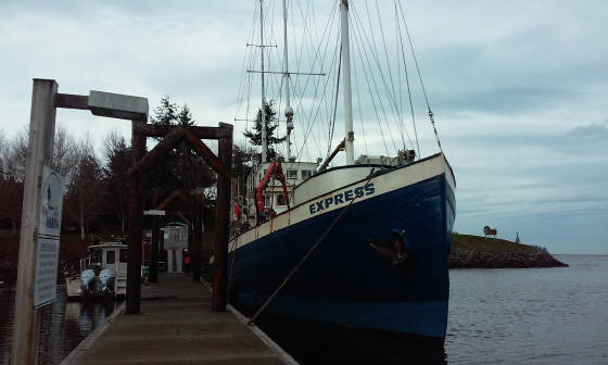 EXPRESSbowatSequim1215.jpg