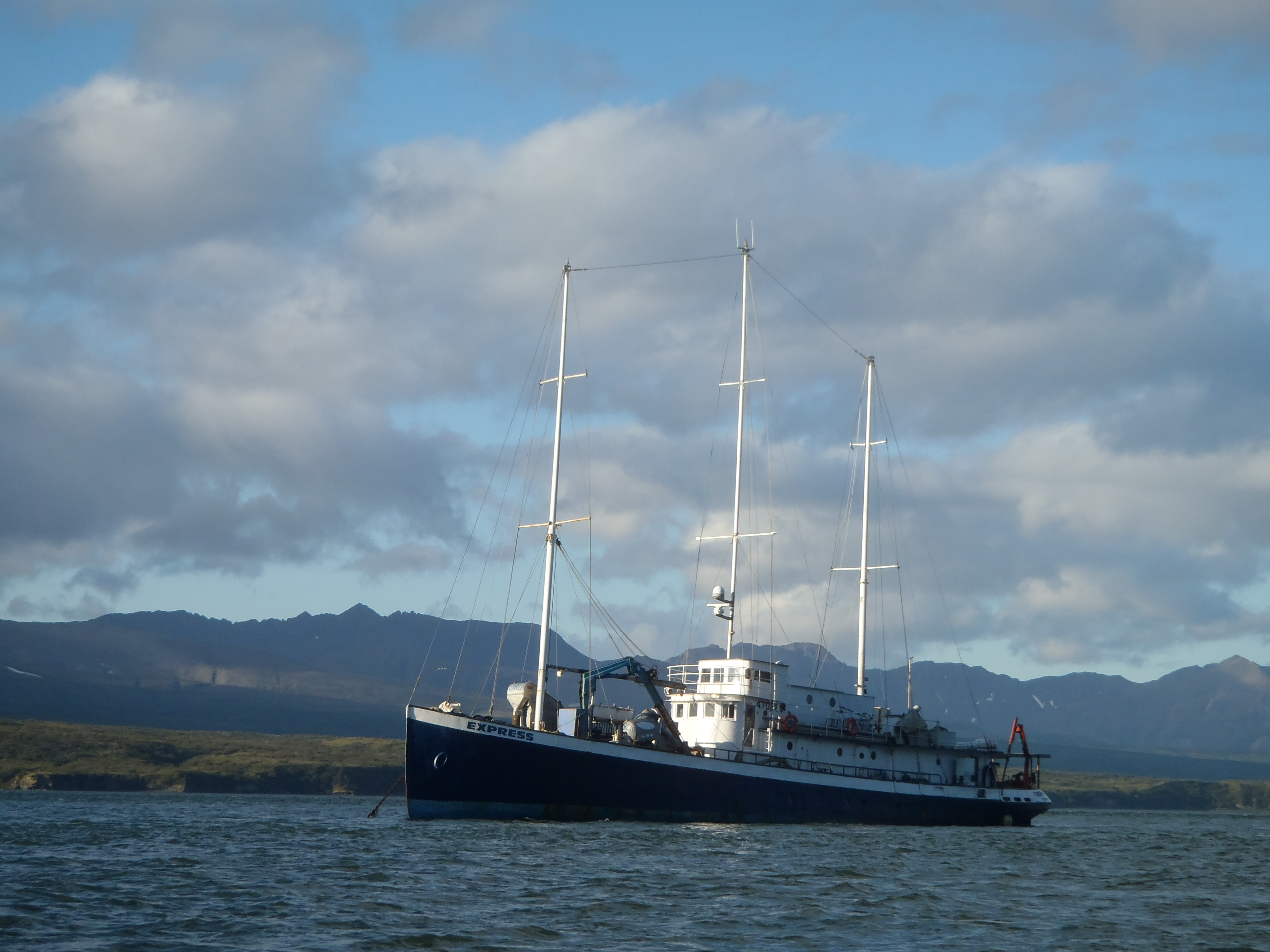 ExpressChignikLagoon92012.JPG